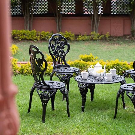 Stayvista At Pink Palace Rajasthani Decor Ooty Esterno foto