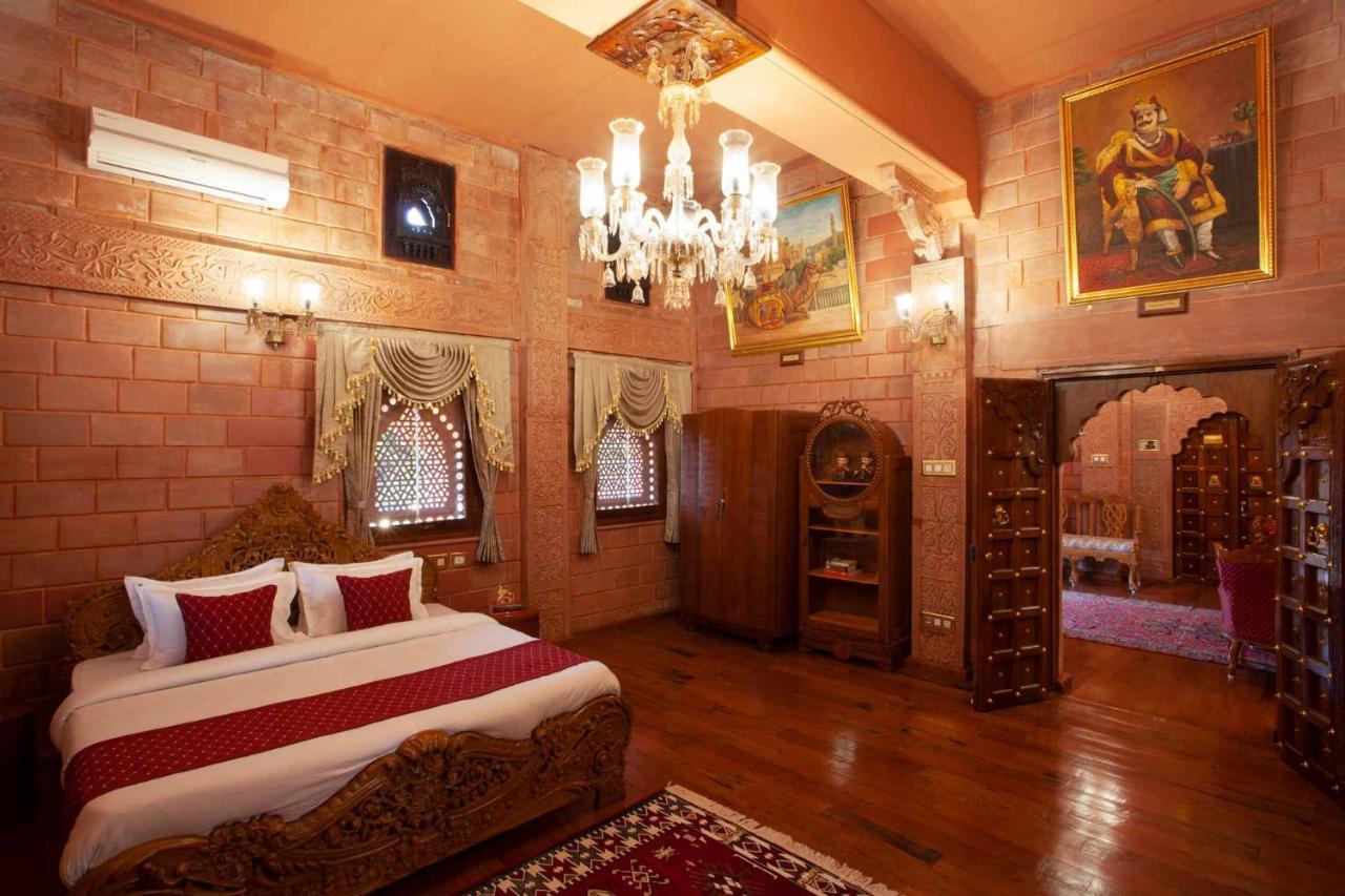 Stayvista At Pink Palace Rajasthani Decor Ooty Esterno foto