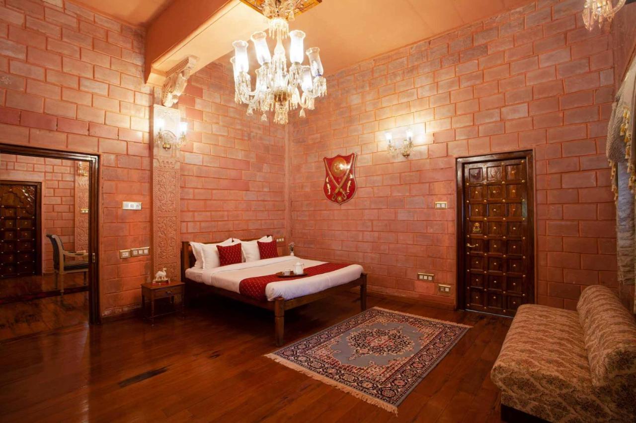 Stayvista At Pink Palace Rajasthani Decor Ooty Esterno foto